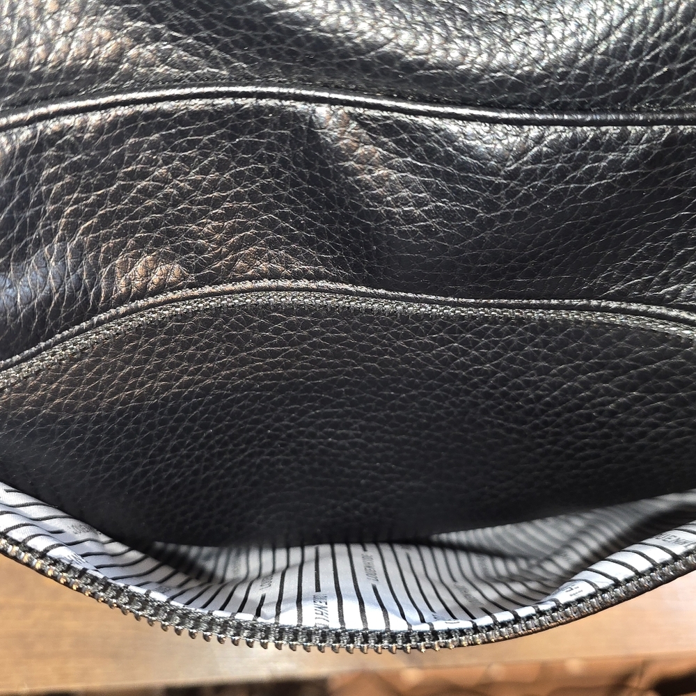 Louenhide NWOT Bronx Vegan Leather Black Backpack - Picture 13 of 16